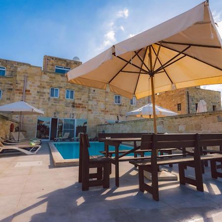 Villa Lyons Zejtun Bagian luar foto