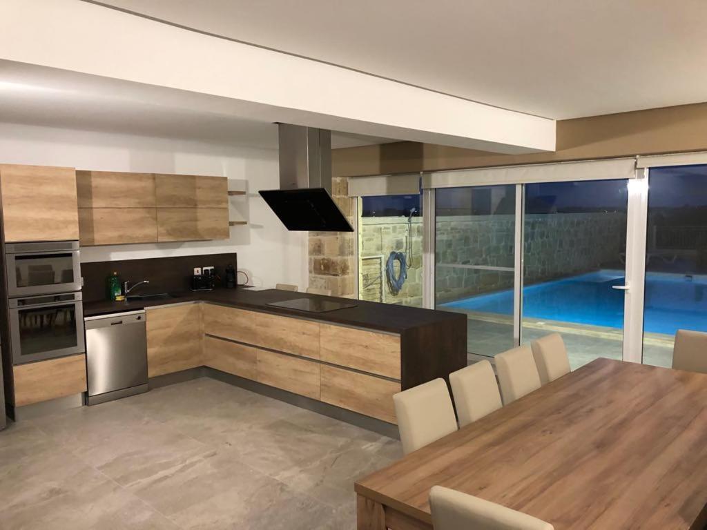 Villa Lyons Zejtun Bagian luar foto